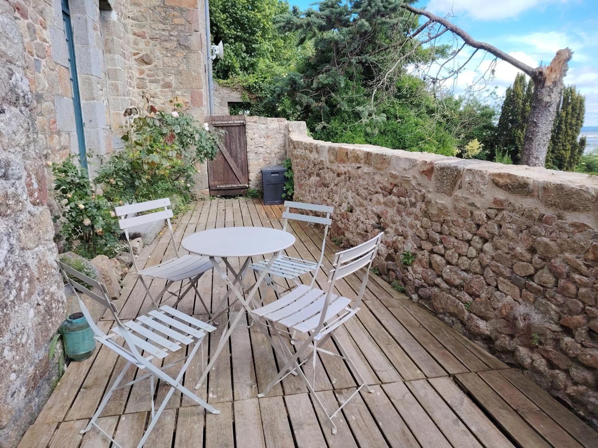Chez Adele Villa Mont-Saint-Michel Buitenkant foto